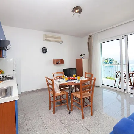 公寓 Splendid Beachfront *